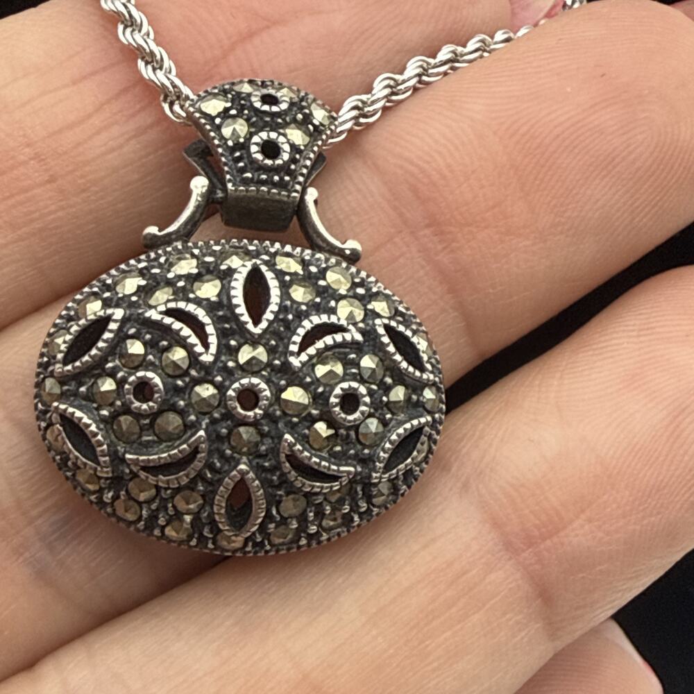 Judith Jack Sterling Silver 925 Marcasite Puffy Oval Pendant &Italy 925 Chain